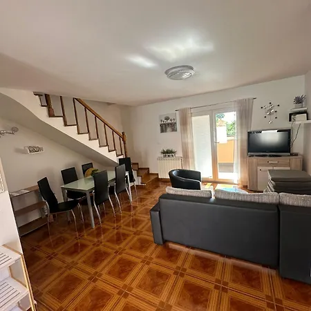 Appartement Holiday Jadransko More *
