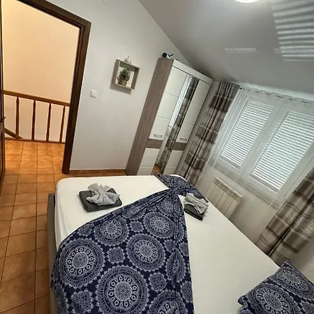 Apartment Holiday Jadransko More Liznjan